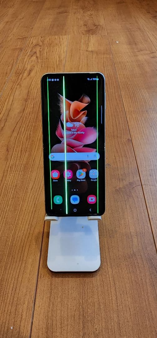 Samsung Galaxy Z Flip 3 クリーム　ジャンク