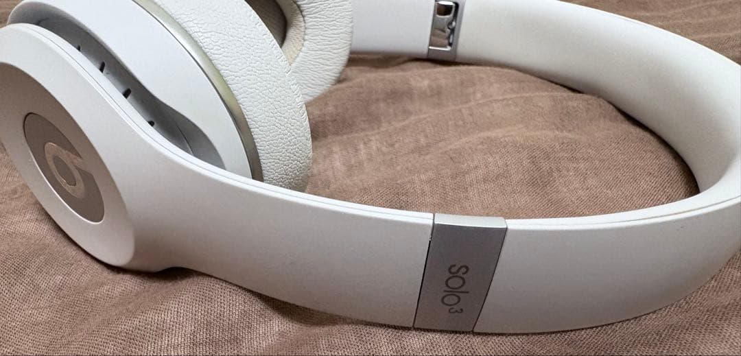 Beats solo3 wireless ワイヤレスヘッドホンマットシルバー