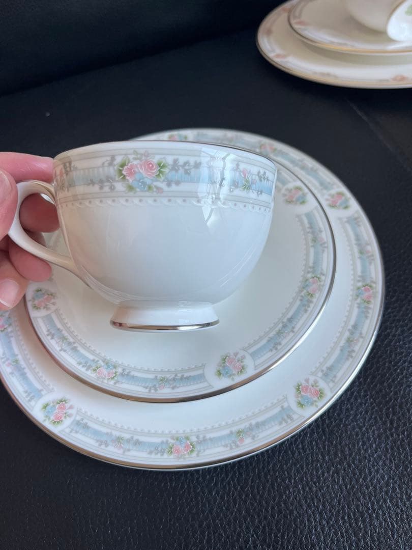 最終値下げ英国製ロイヤルドルトン 花柄違い 6セット 未使用品