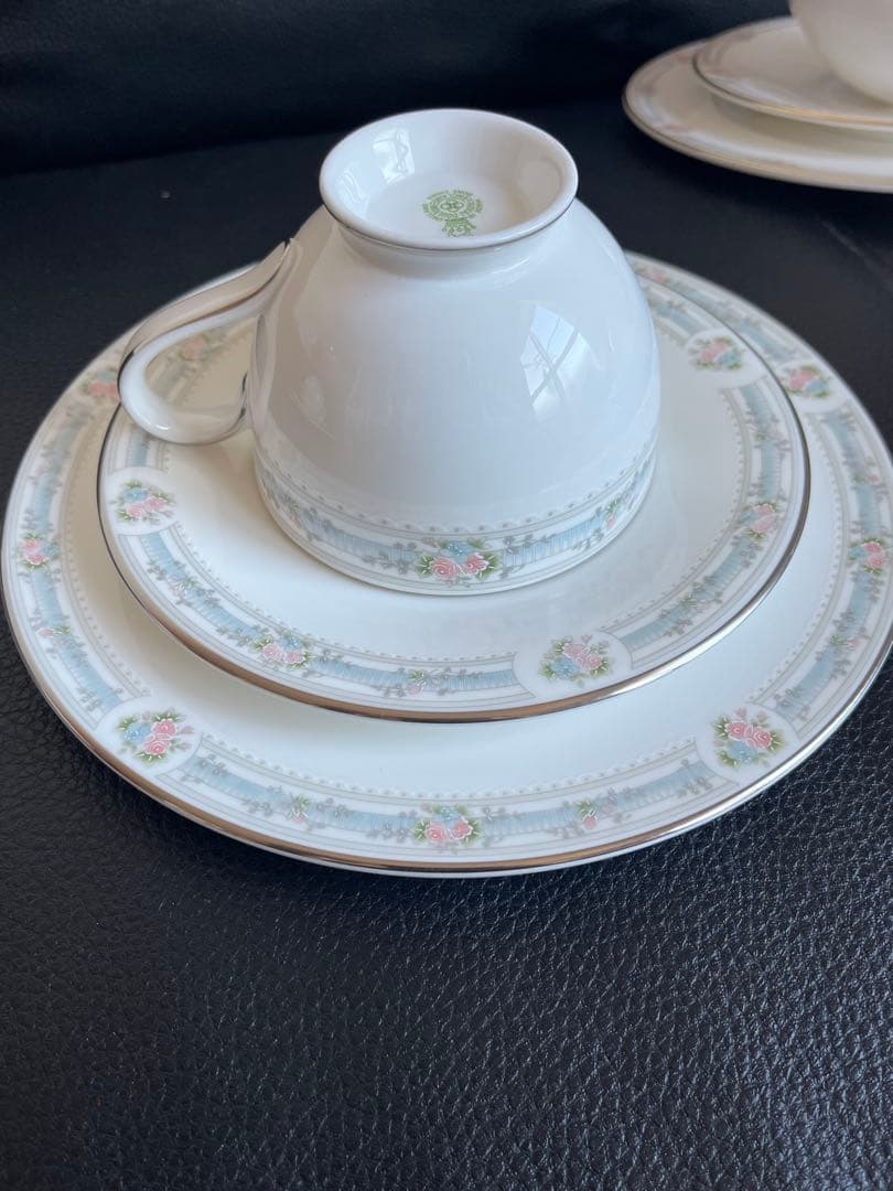 最終値下げ英国製ロイヤルドルトン 花柄違い 6セット 未使用品