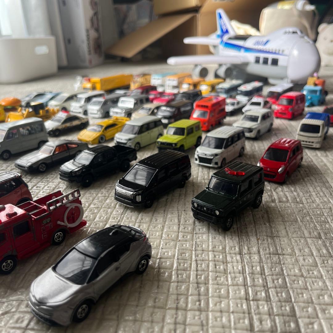 ミニカー58個とANA航空機セット