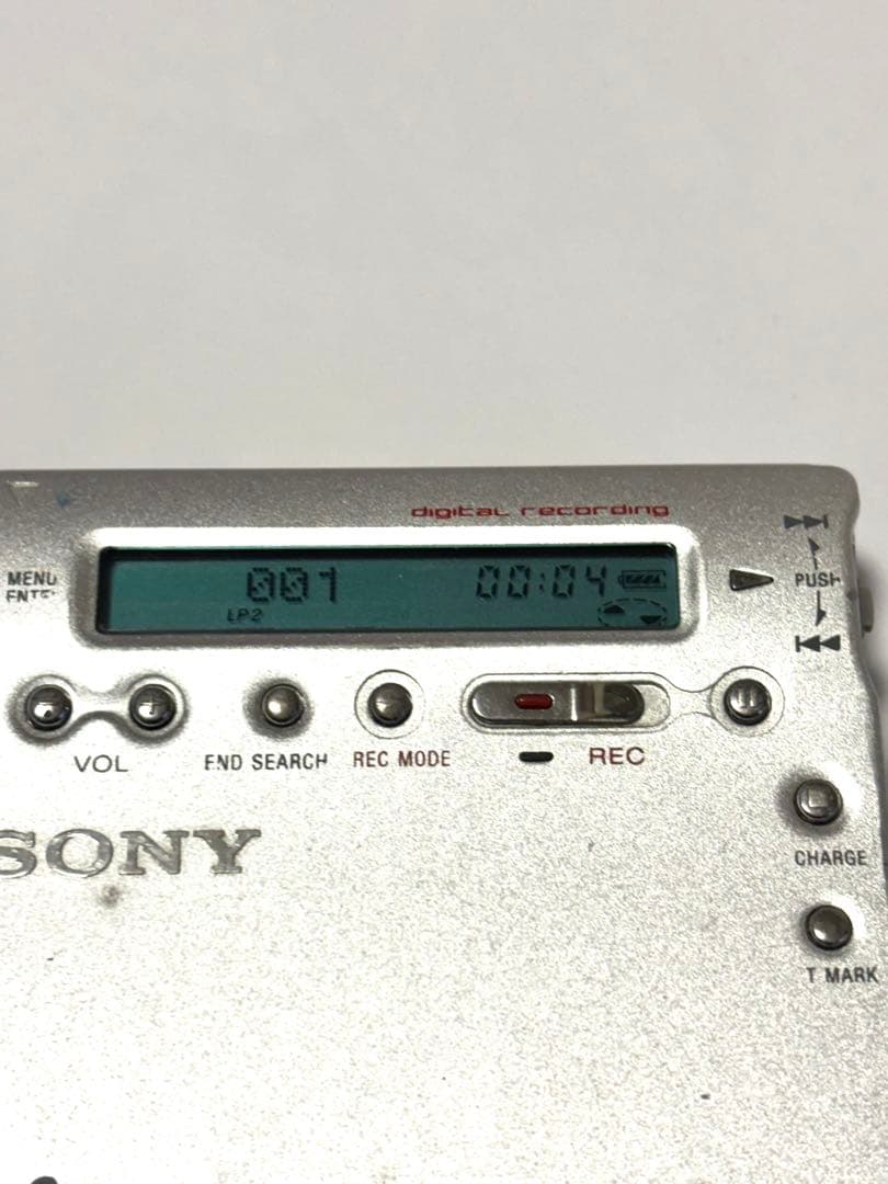 SONY MDレコーダー MZ-R900 動作品 乾電池ケース付き①