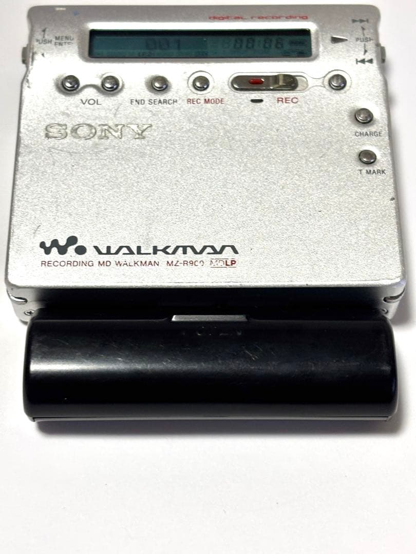 SONY MDレコーダー MZ-R900 動作品 乾電池ケース付き①