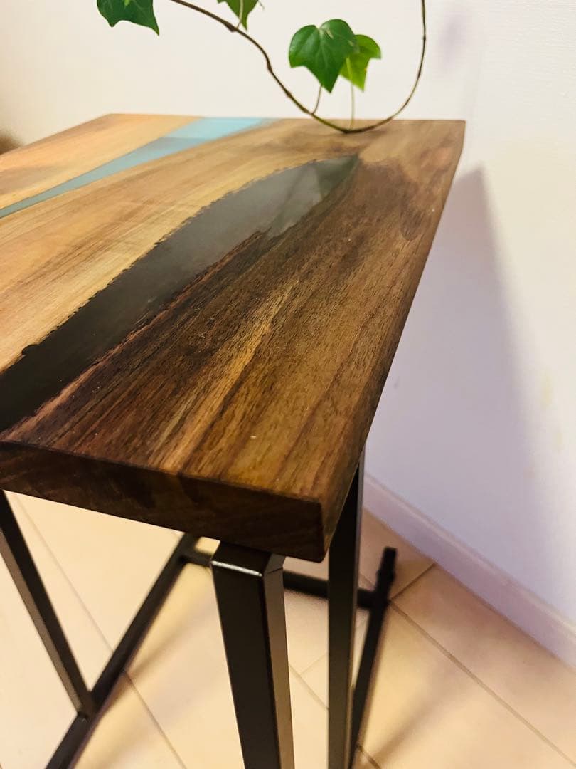 レジンテーブル　ソファテーブル　サイドテーブル　コーヒーテーブル