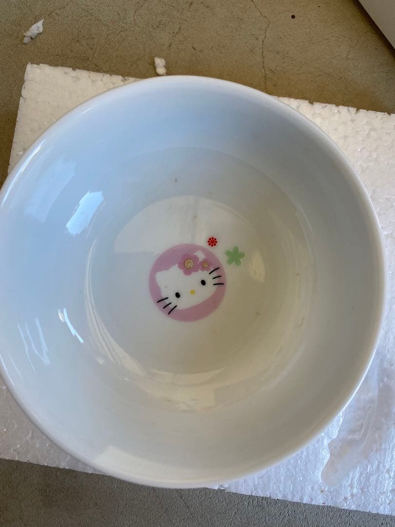 ハローキティ　サラダボウル　小鉢蓮華セット
