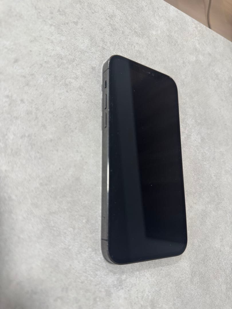 iPhone 12 Pro 128GB グラファイト（バッテリー最大容量80%）