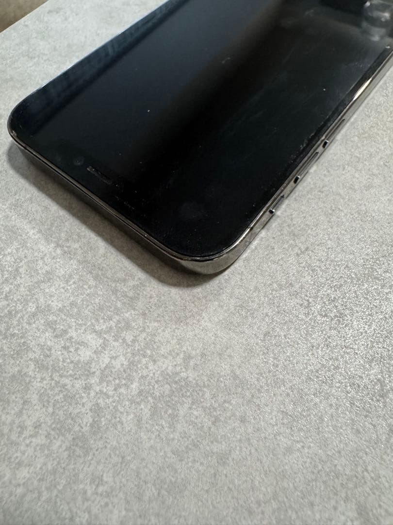 iPhone 12 Pro 128GB グラファイト（バッテリー最大容量80%）