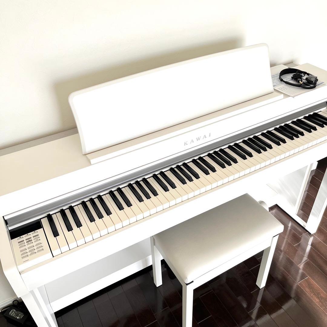 送料込み！【美品】KAWAI CN370GP電子ピアノ 88鍵 カワイ ホワイト