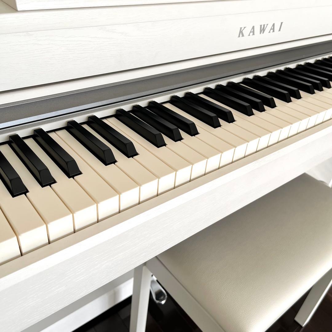 送料込み！【美品】KAWAI CN370GP電子ピアノ 88鍵 カワイ ホワイト