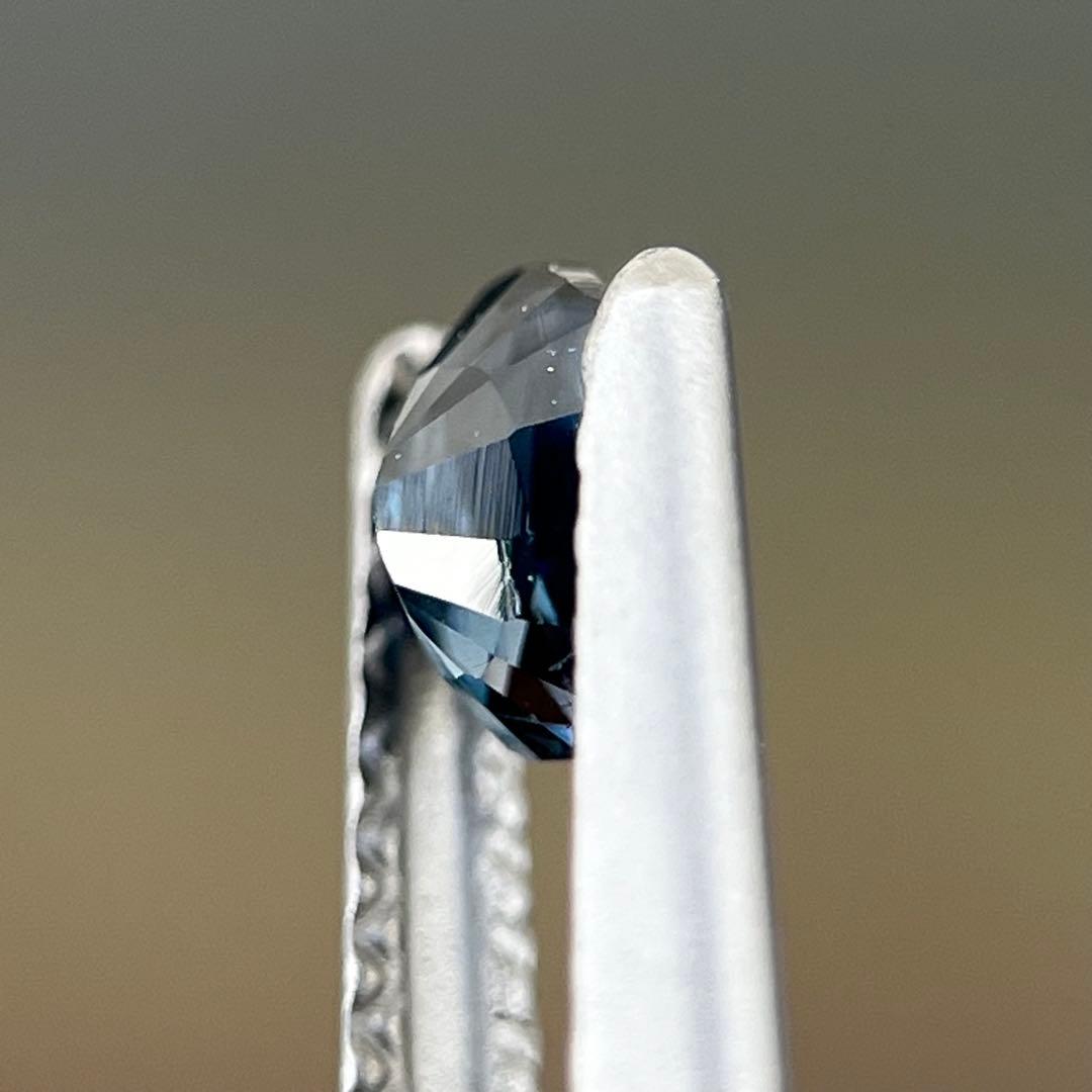 スリランカ産非加熱天然ブルースピネル