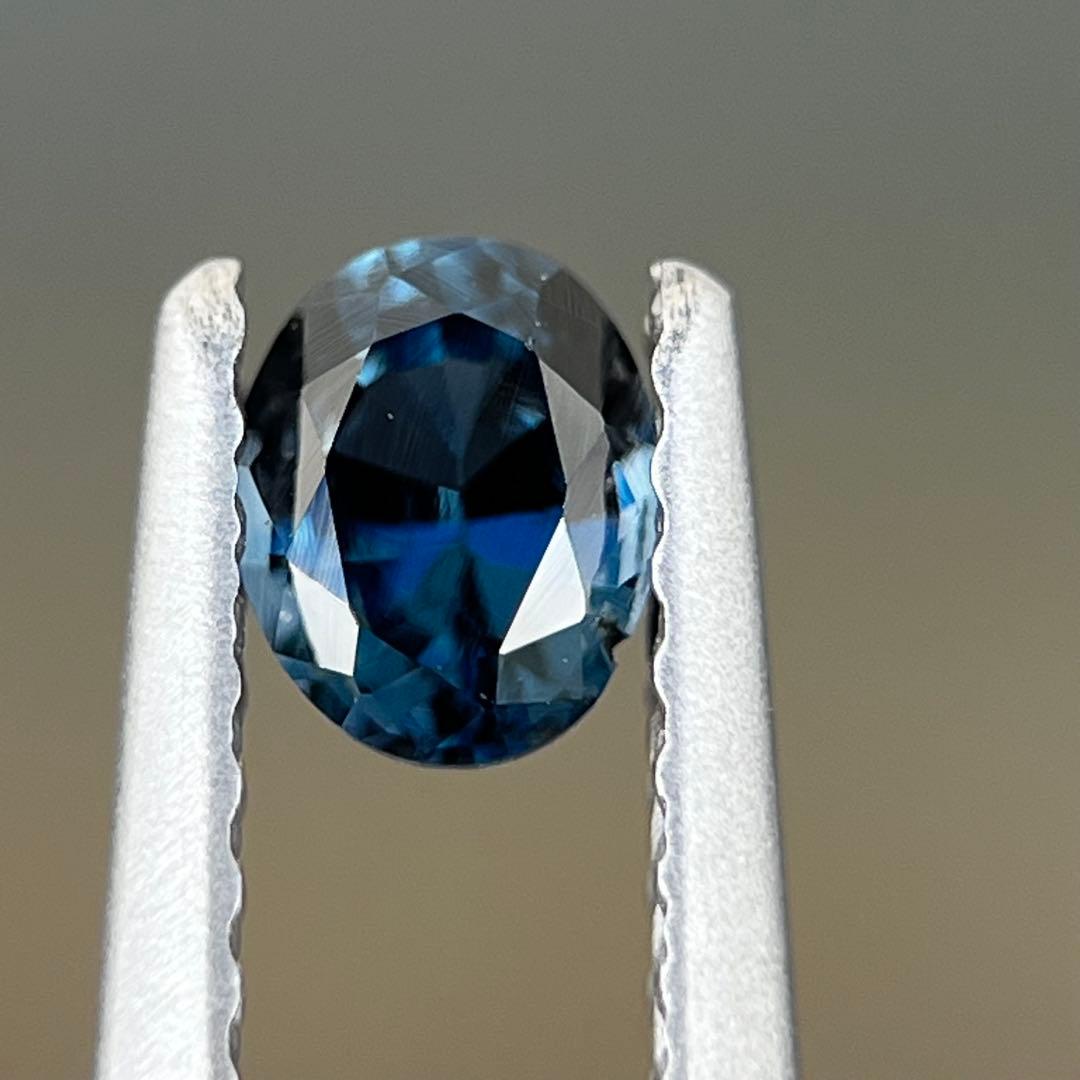 スリランカ産非加熱天然ブルースピネル