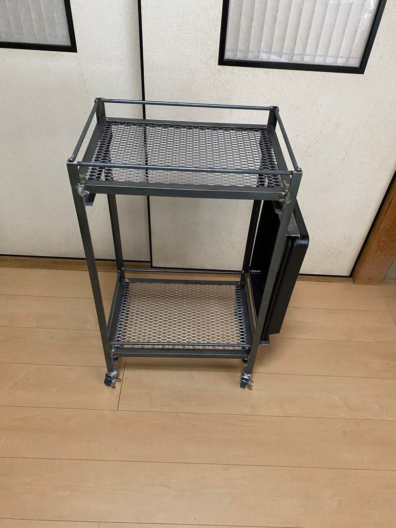 アイアンシェルフ　植物棚　インダストリアル 多肉植物　アガベ