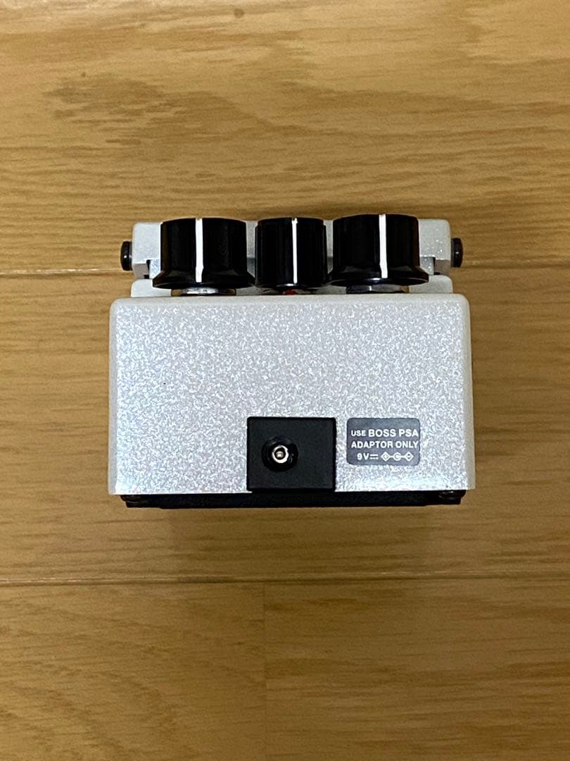 BOSS Distortion DS-1WHパールホワイト限定品