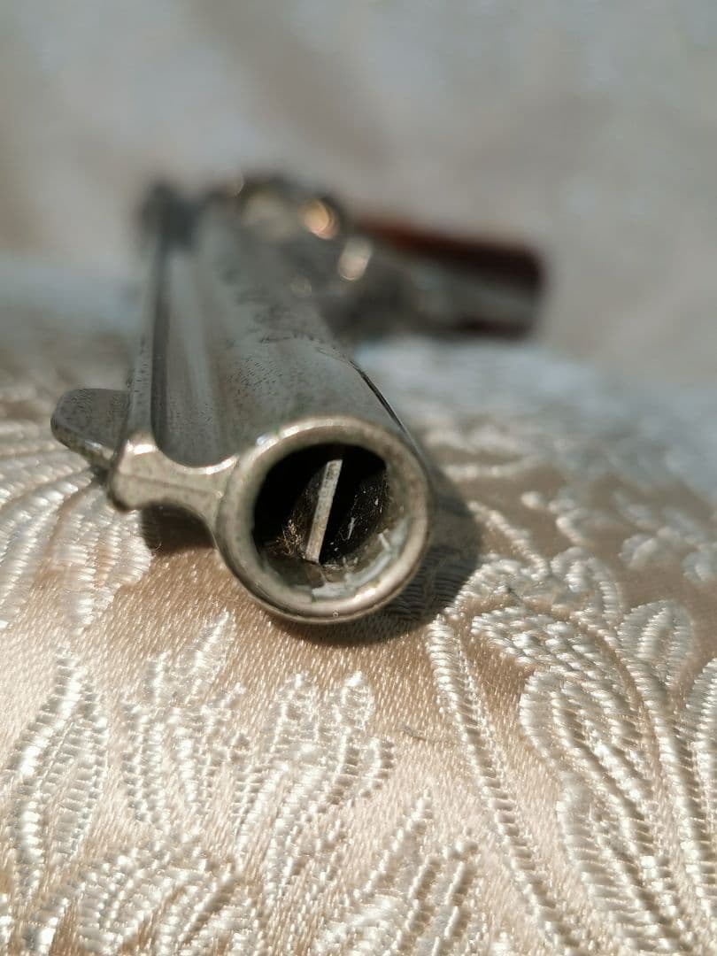 フランクリンミントのワイアット・アープ .44 リボルバー　モデル　ガン