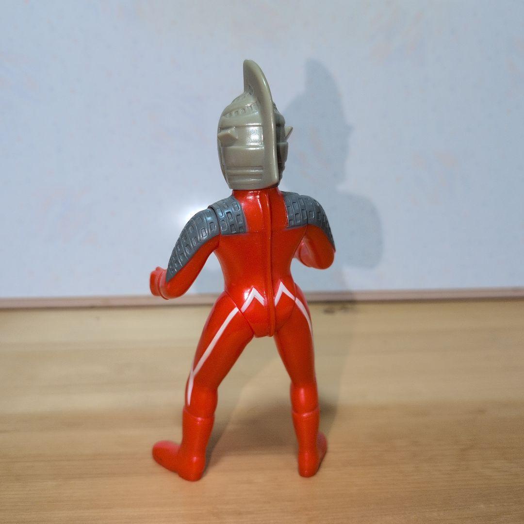 ブルマァク社製　ウルトラセブン　ソフビ