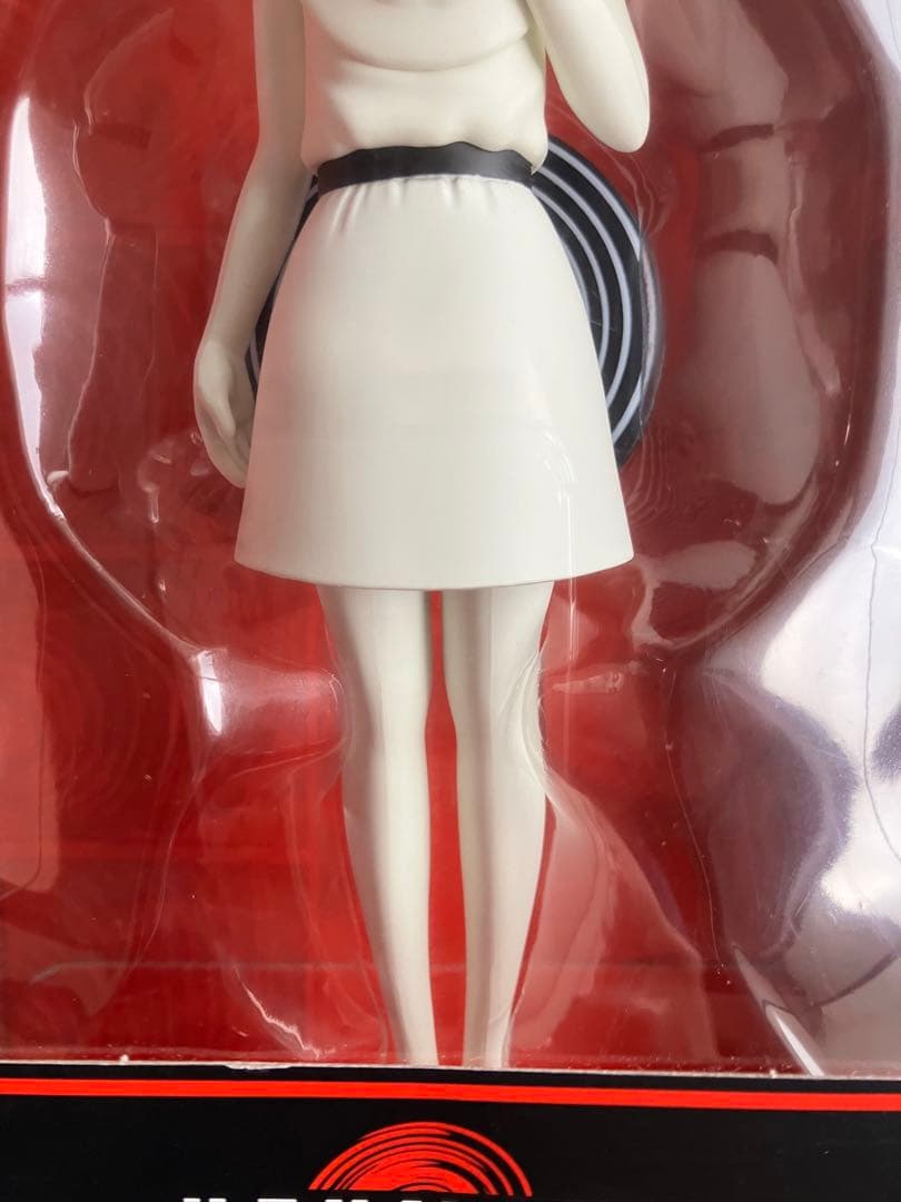 【新品】伊藤潤二　うずまき UZUMAKI AZAMI VINYL FIGURE