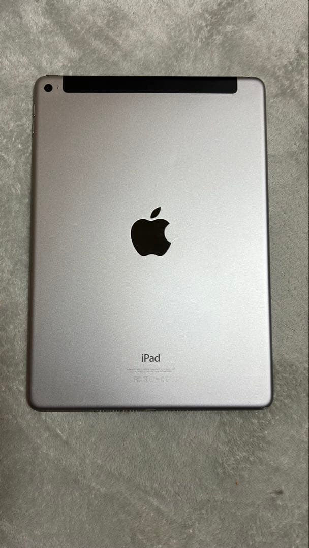 iPad Air 2 simフリーモデル32GB シルバー