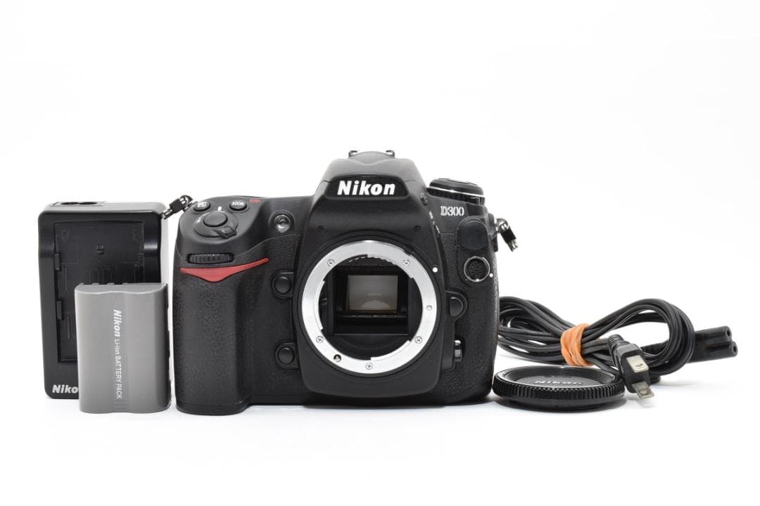 【超美品】Nikon ニコン D300 ボディ 充電器付き #460