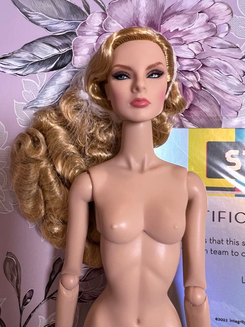 Integrity toys NU. FACE 人形