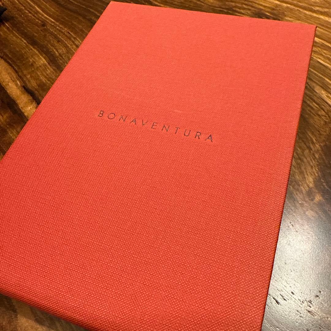 【BONAVENTURA】ネイビー レザー手帳型ケース　iphone16pro