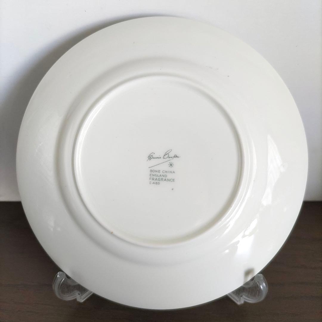 英国　スージークーパー　フレグランス　トリオ　ウェッジウッド