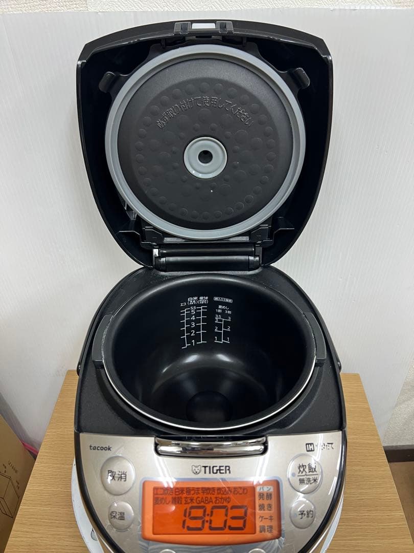 TIGER タイガー IH 炊飯器JKT-J101 1.0L 2018年製