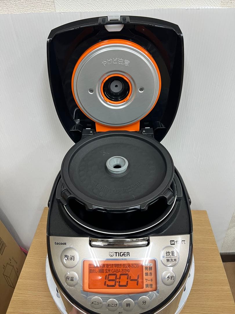 TIGER タイガー IH 炊飯器JKT-J101 1.0L 2018年製