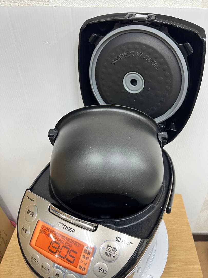 TIGER タイガー IH 炊飯器JKT-J101 1.0L 2018年製