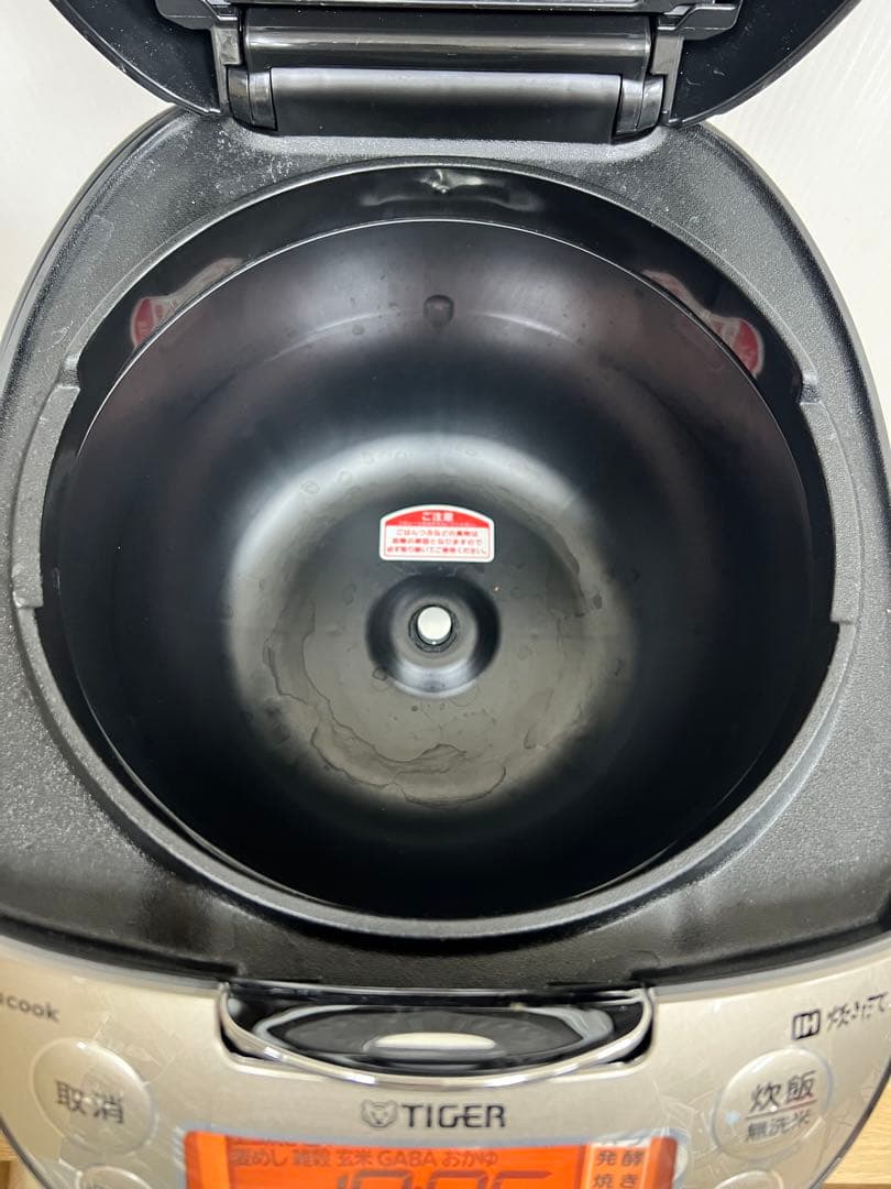 TIGER タイガー IH 炊飯器JKT-J101 1.0L 2018年製