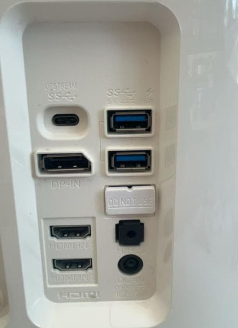 LG 27UD88-W 27インチモニター 4Kディスプレイ