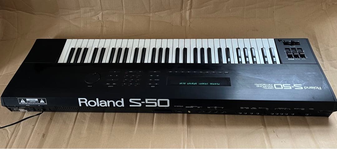 鍵盤楽器 Roland S-50 Digital Sampling Keyboard