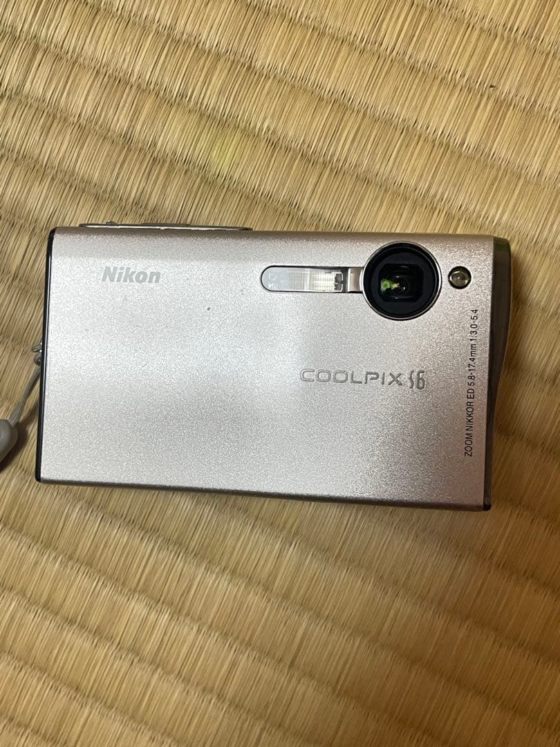 ニコン COOLPIX S6 デジカメ 完動品 付属品全て付き