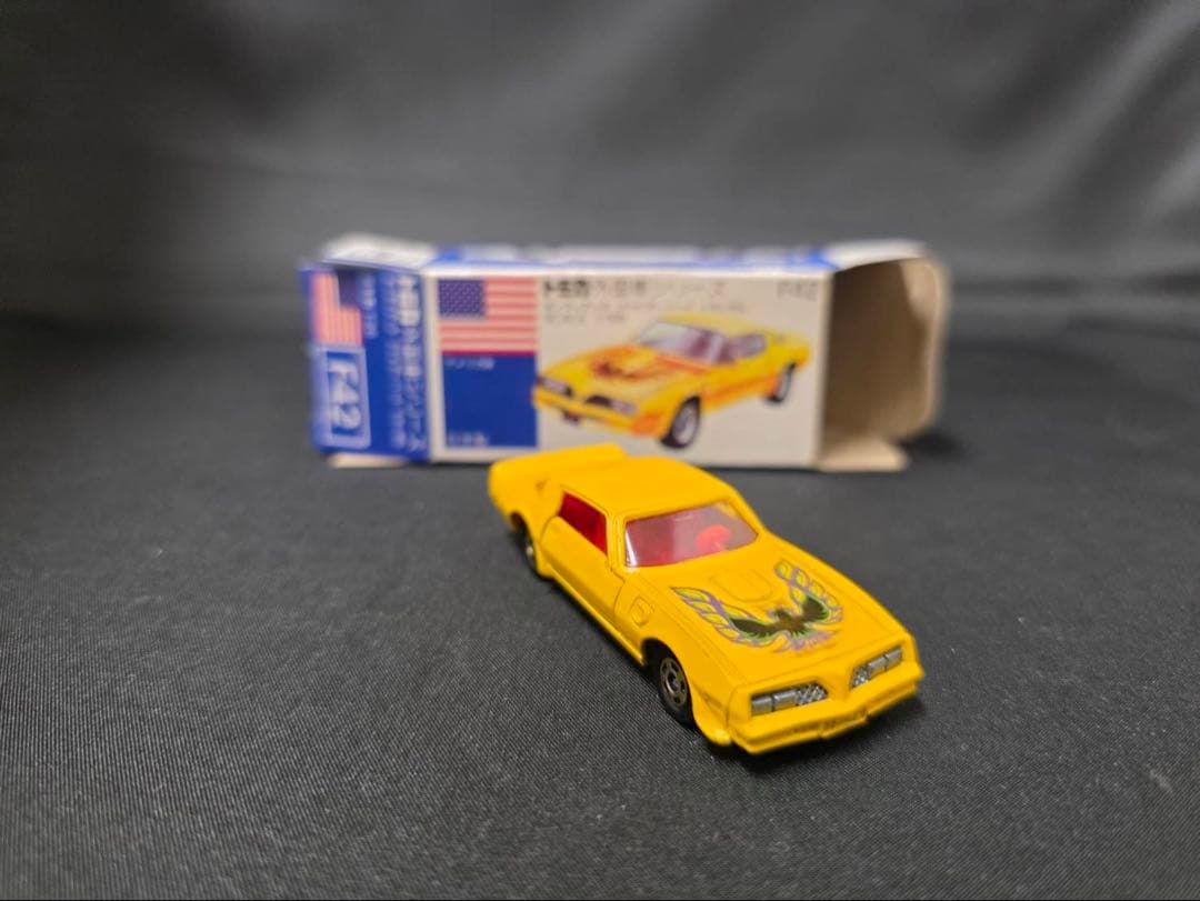 トミカ青箱F42ポンティアックファイヤーバードトランザム(日本製)