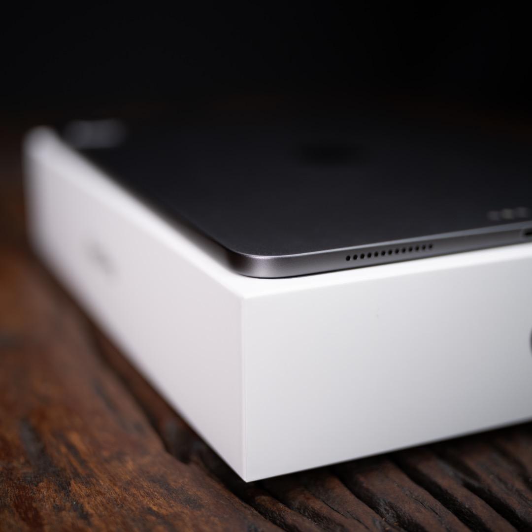 美品 Apple iPad Pro 11インチ 第2世代 256GB A2230