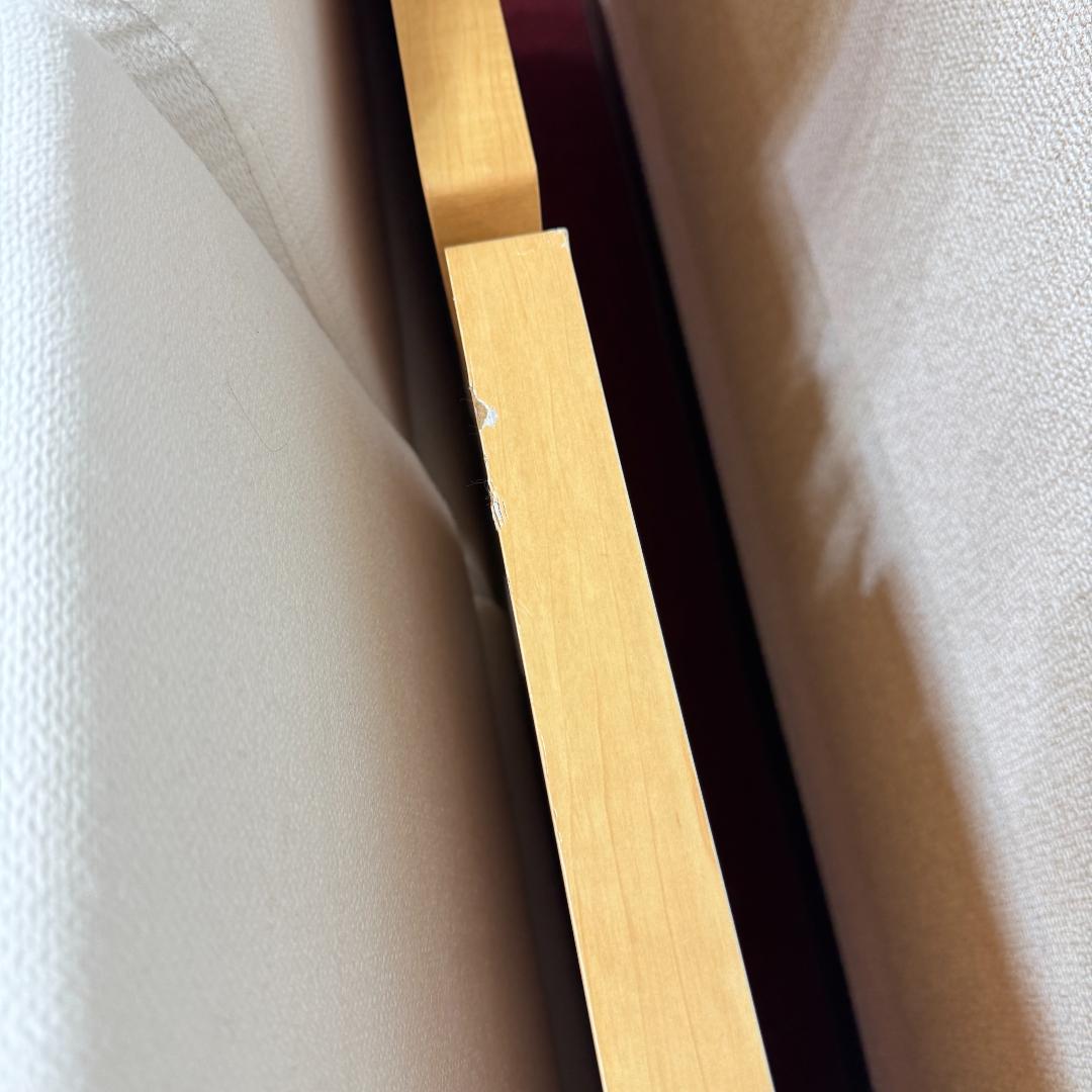 東京23区送料無料　美品2人掛けソファー　可愛い白！！