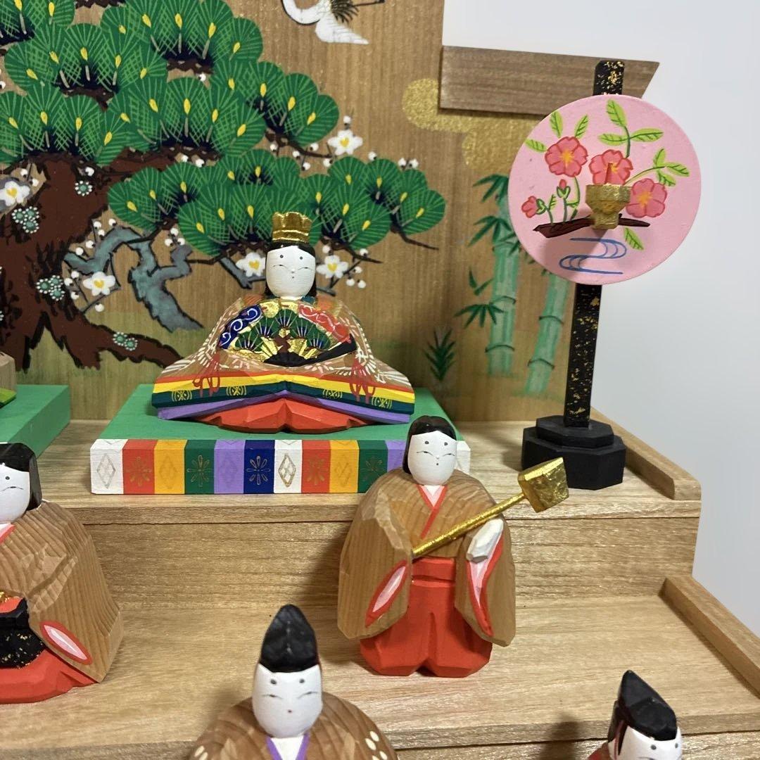 伝統的な川口神泉作、木製雛人形セット