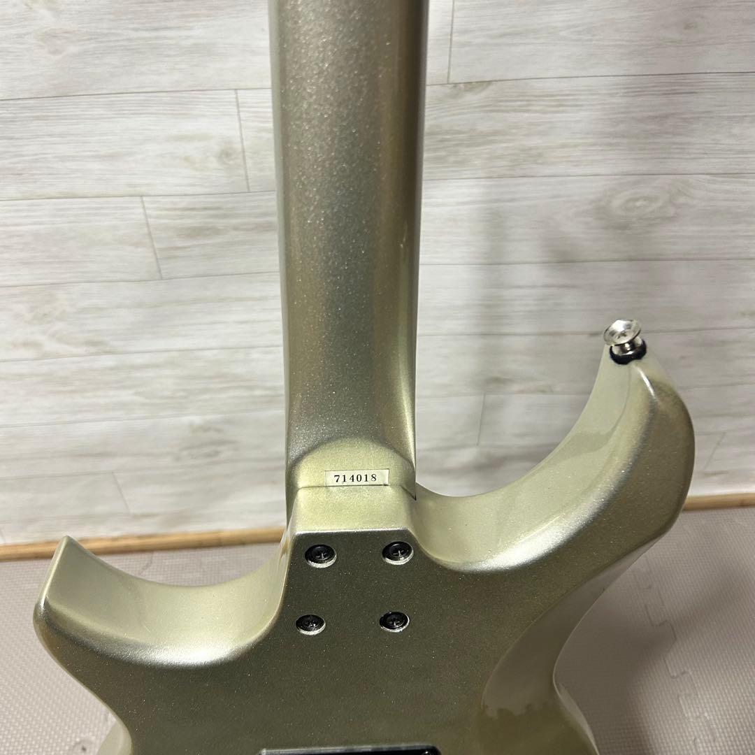 【ジャンク】 GLAYN Shark エレキギター 割れ 打痕あり