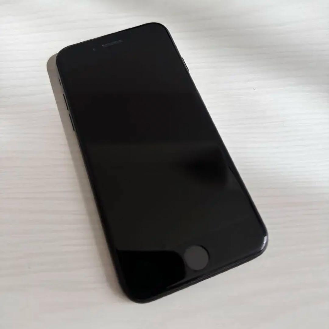 SIMフリー　iPhone7 128GB ブラック