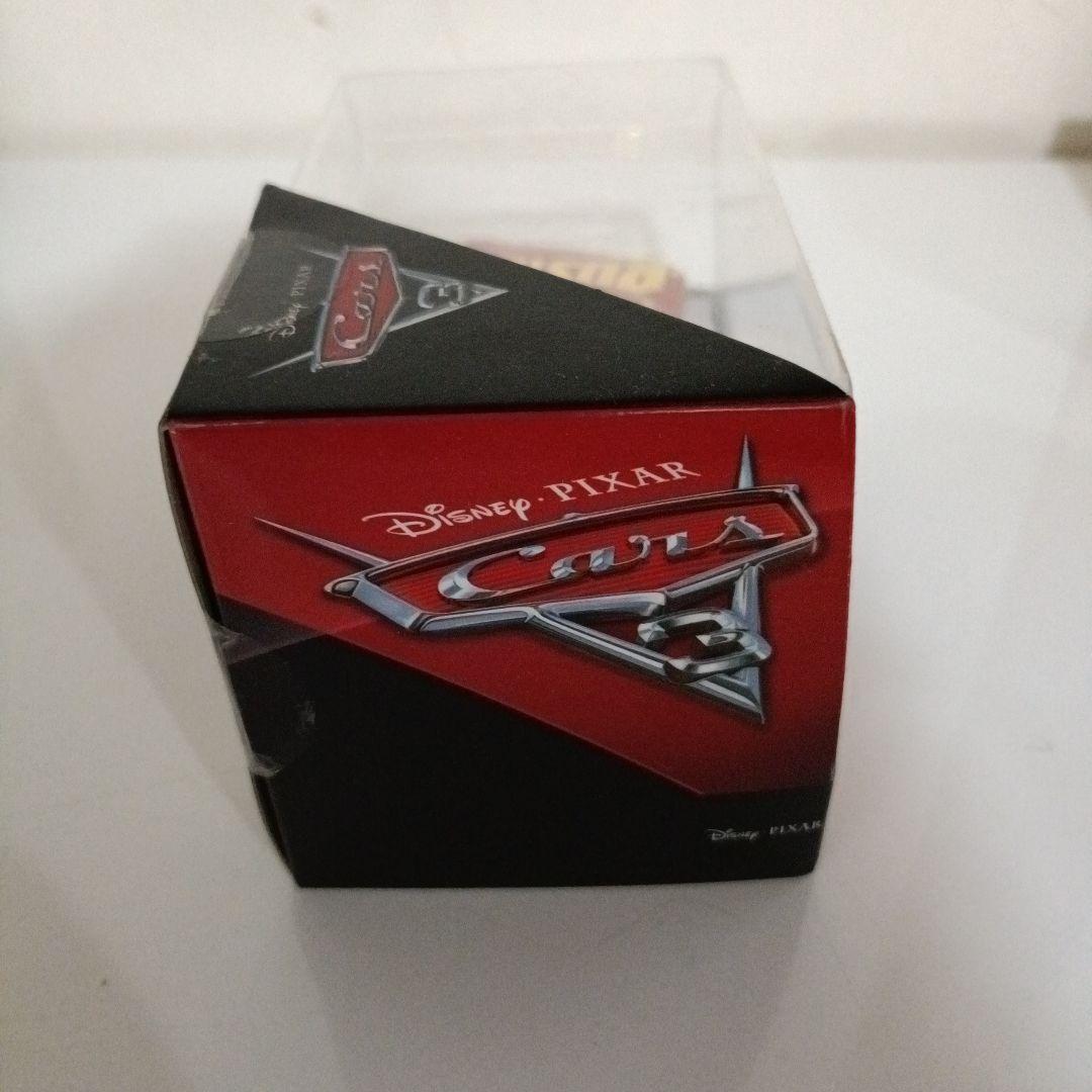 【新品】マックイーン　ディズニーピクサー　カーズ ダイキャストカー　3台セット