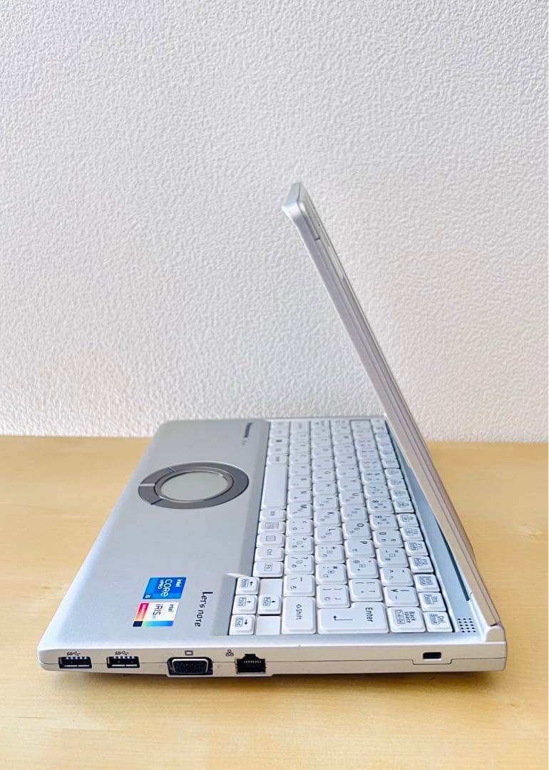 累積3120H レッツノート CF-SV1/11世代i5/16GB/office