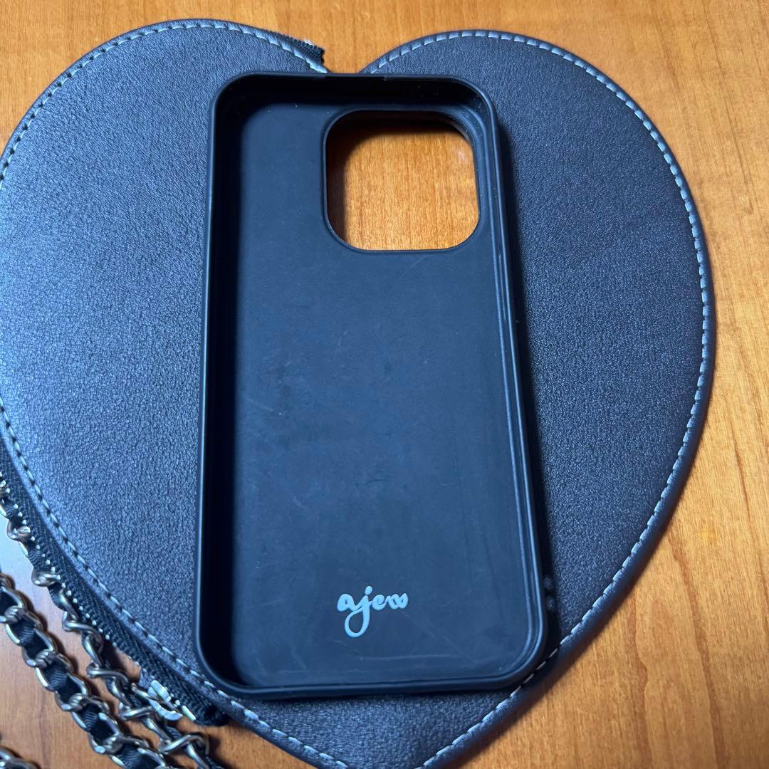 ajew iPhoneケース　スマホショルダー　ハート　エジュー