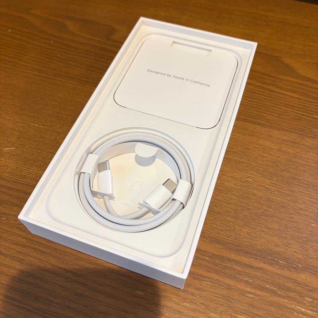 iPhone 15 Pro Max ブラック 256GB SIMフリー