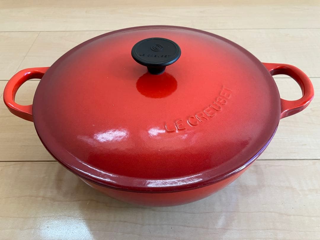 ★ル・クル－ゼ★22cm両手鍋 赤
