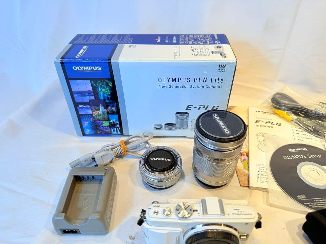 OLYMPUS PEN Lite E-PL6 ダブルズームキット 元箱付属