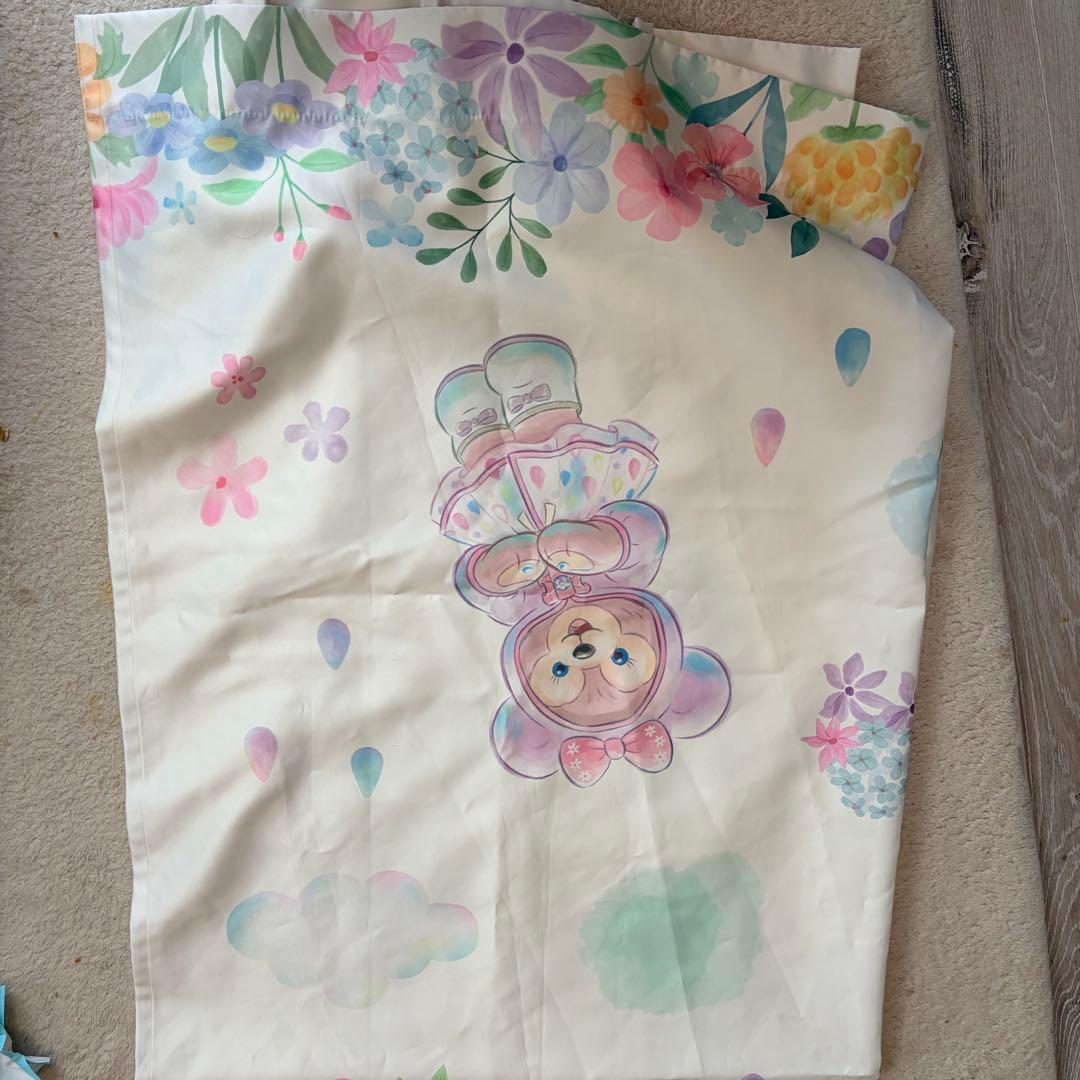 ディズニーリゾート　ビューティフルレイニーデイズ　カーテン　ダッフィー