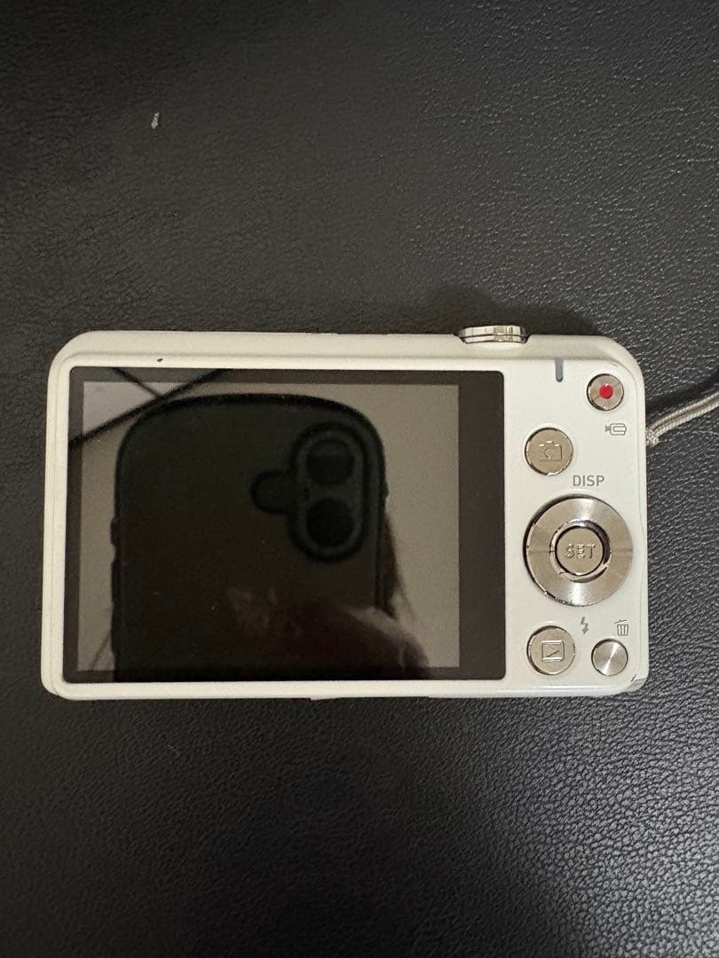 CASIO EXILIM 16.1MP コンパクトデジタルカメラ