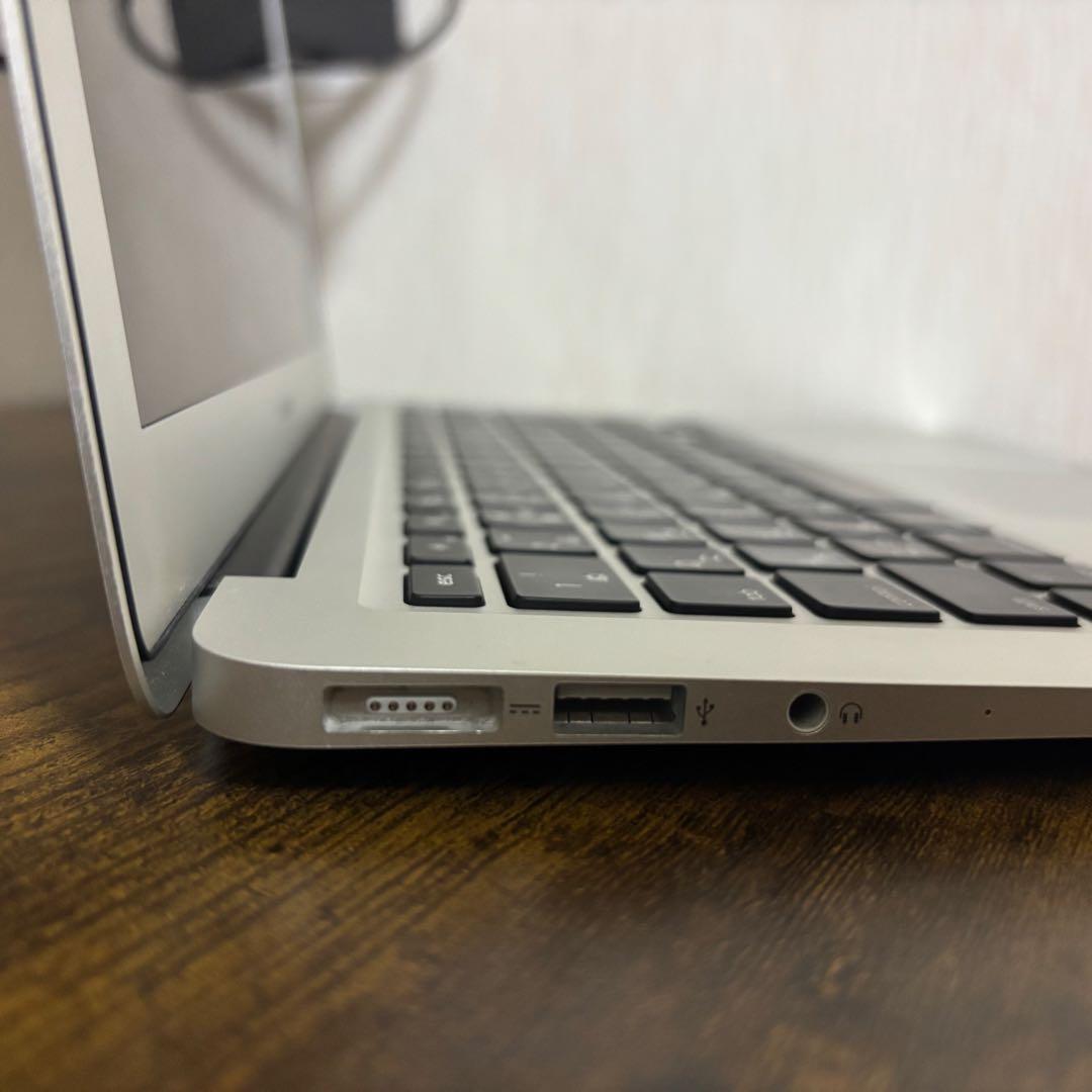 MacBook Air 13インチ 2017 SSD256GB 8GB