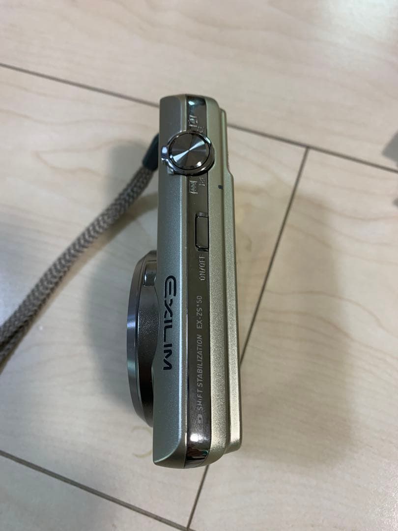 CASIO EX-ZS150 コンパクトデジタルカメラ　箱、取説は型番違い