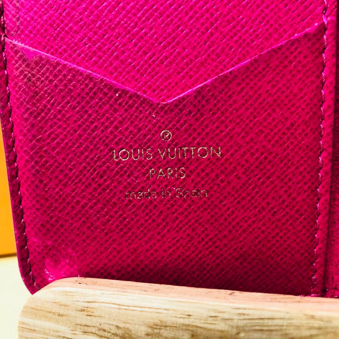【美品】LOUIS VUITTON iPhone7.8 SE.2.3世代 手帳型