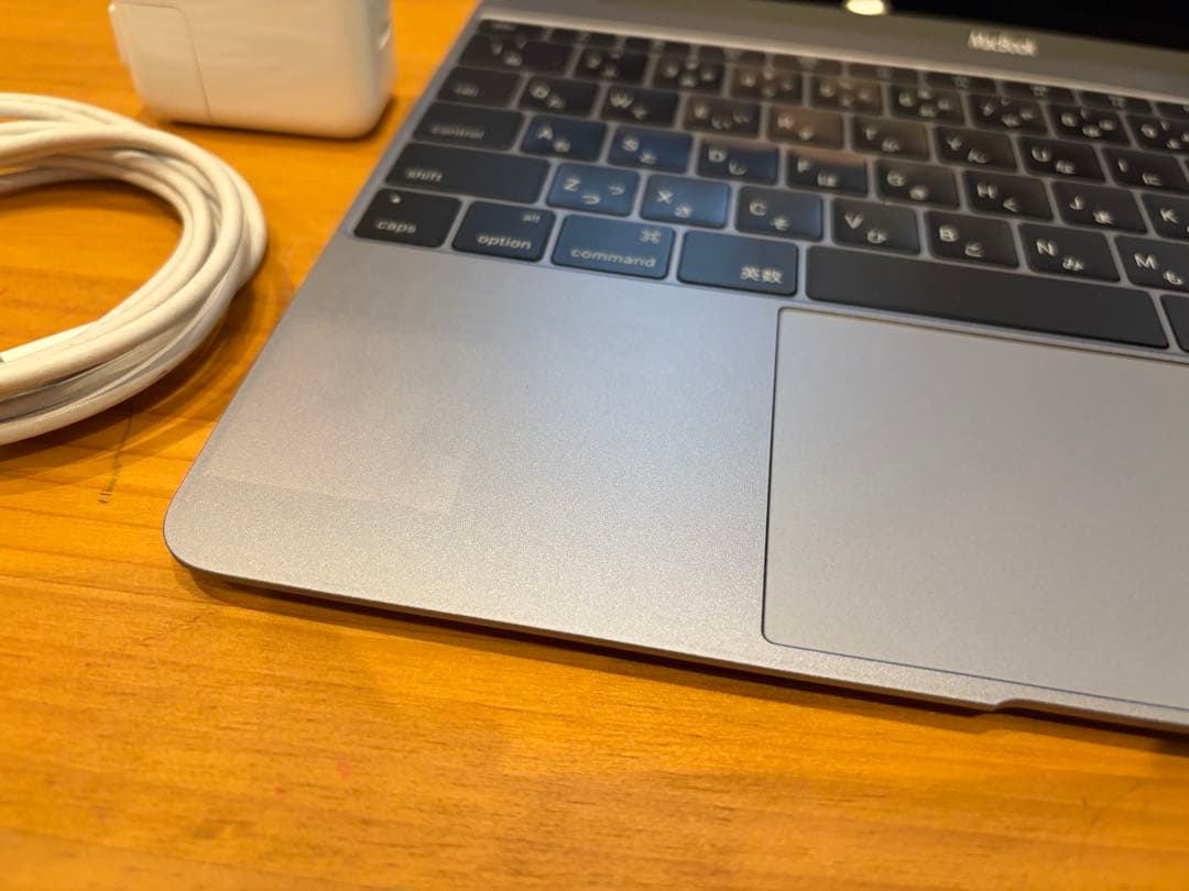 【美品】MacBook A1534 (Retina,12㌅,2015)箱充電器付